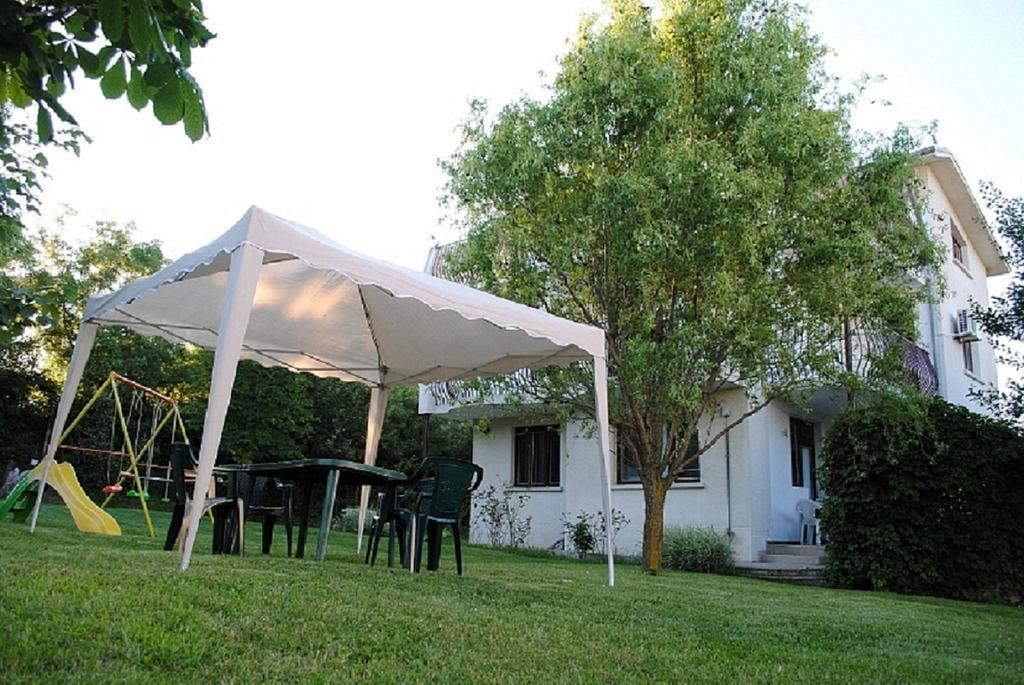 Villa Velika - Slavi Exteriér fotografie