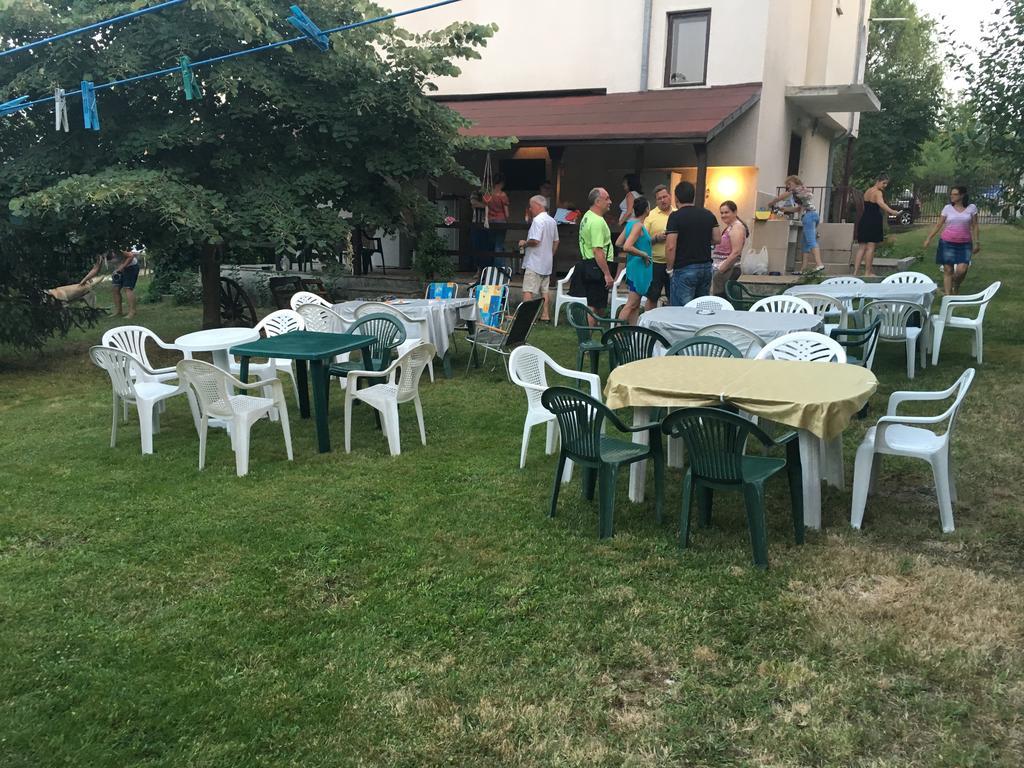 Villa Velika - Slavi Exteriér fotografie