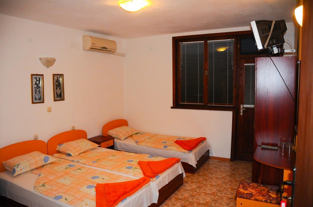 Villa Velika - Slavi Exteriér fotografie