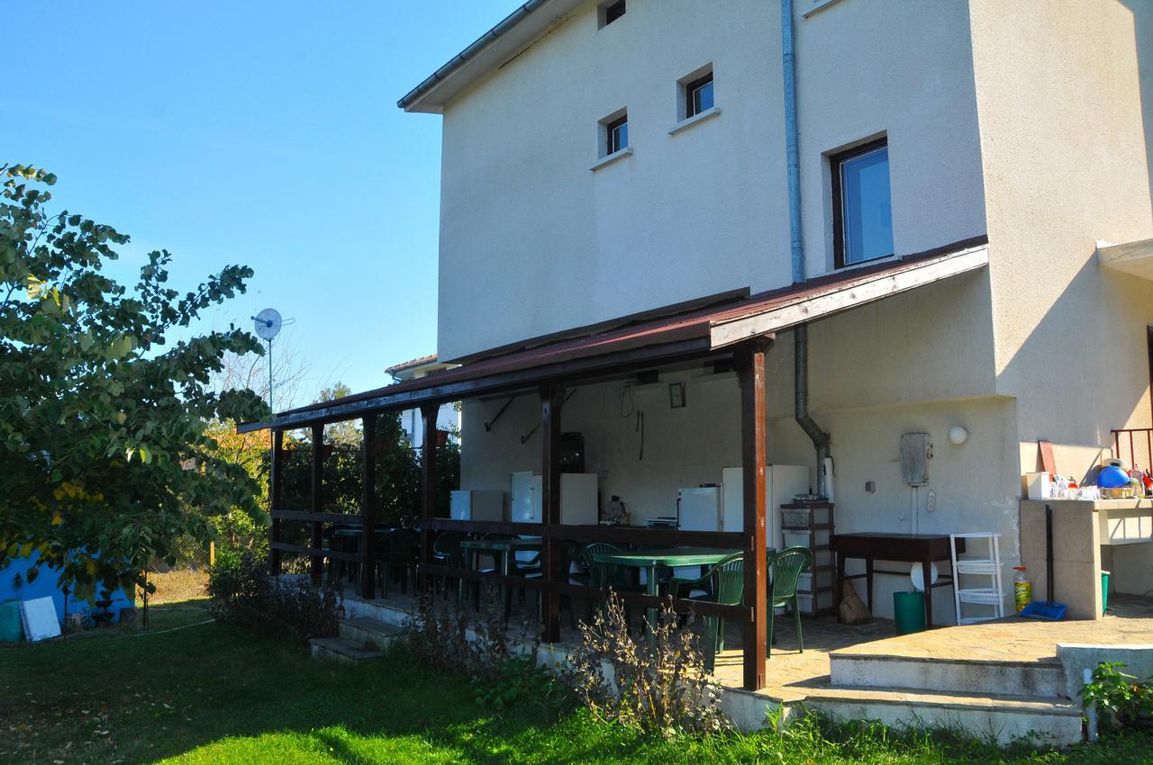 Villa Velika - Slavi Exteriér fotografie